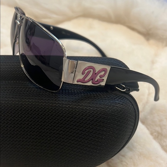 DG Women\'s Black and Purple Sunglasses main image 4